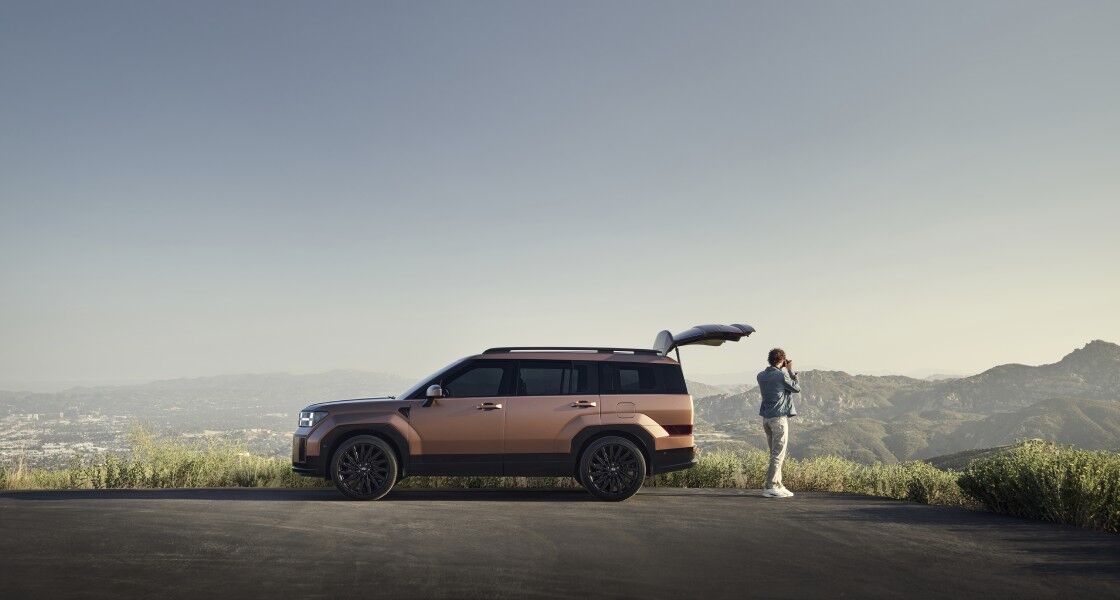 SANTA FE rear view of parked in the alleyway