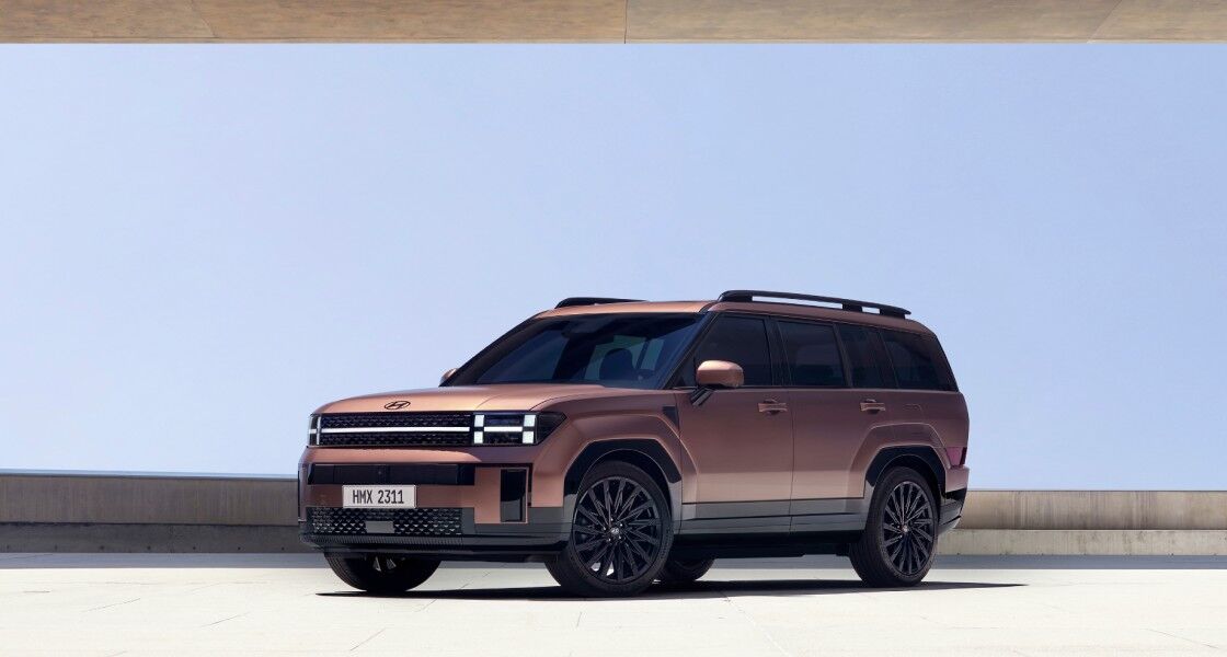 view front seat from back seat of SANTA FE