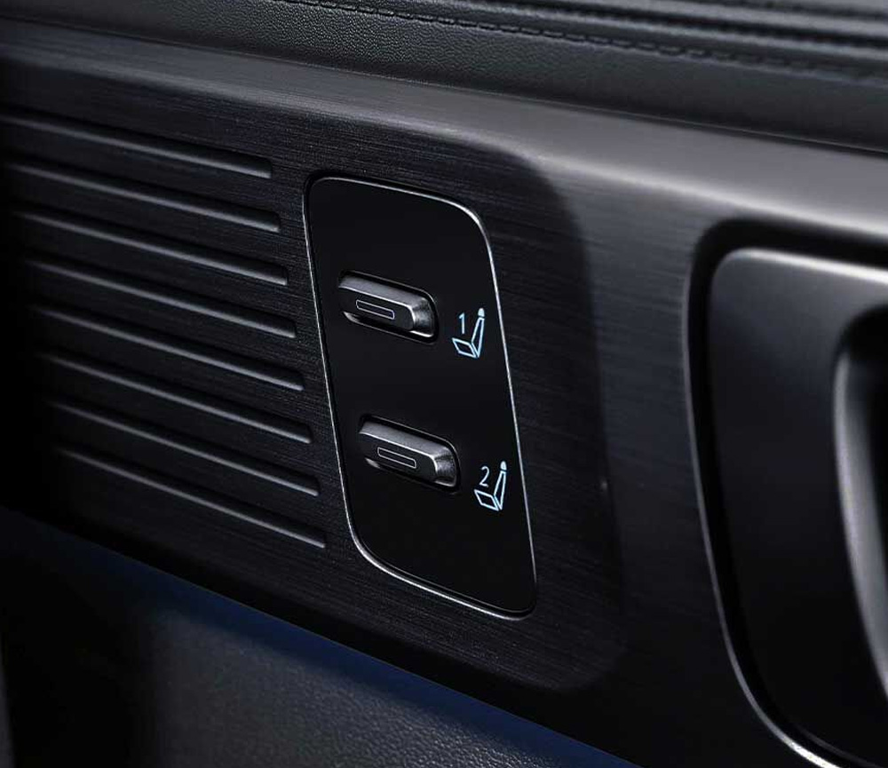 Flush door handles