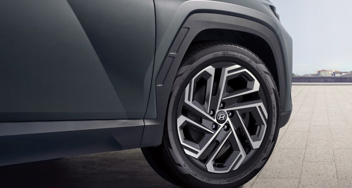 Angular wheel arches
